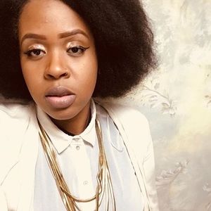 Meet your Posher, Toni-ann